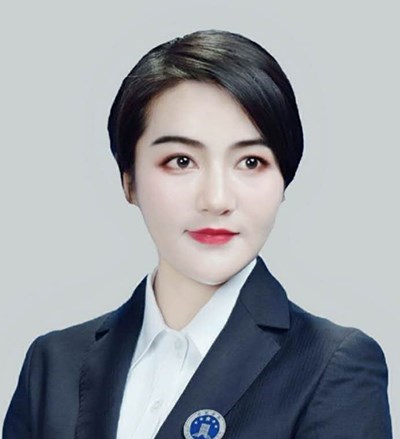 李莹