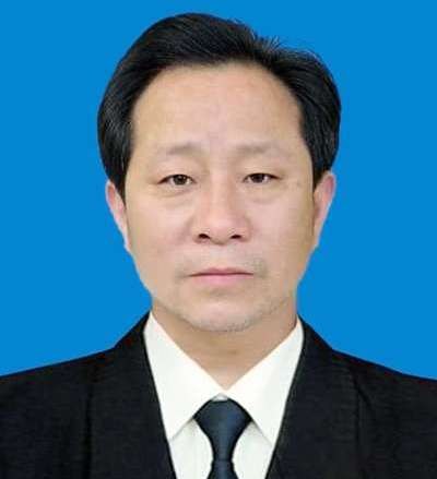 何富民律师