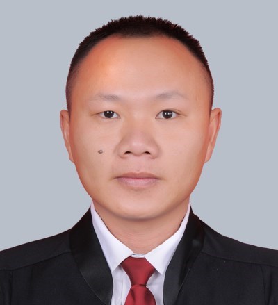 莫桂成律师