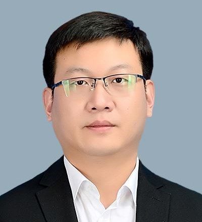 李阳
