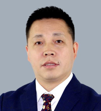 牛方兴