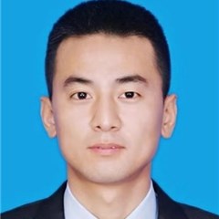 屈文超实习律师