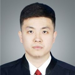 李首铮律师