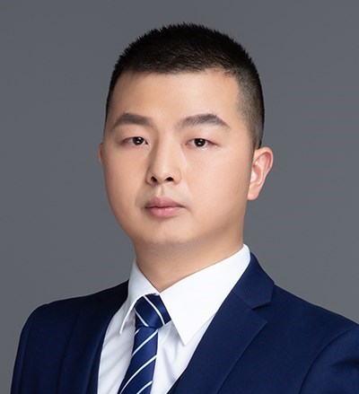 谯龙律师