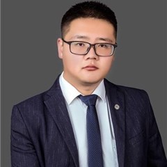 杨令治律师