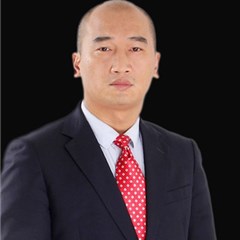 德正律师团律师