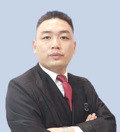 吴配光
