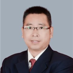 王新春律师