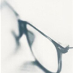 胡月伟律师