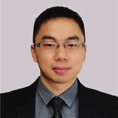 胡文龙律师