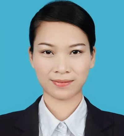 荣丽丽律师