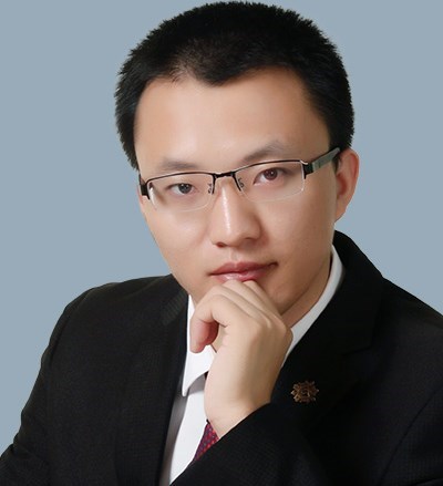 左笑容律师