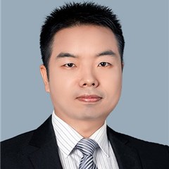 张巍律师