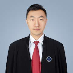 杜嘉辰律师