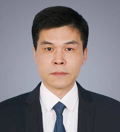 施华健律师