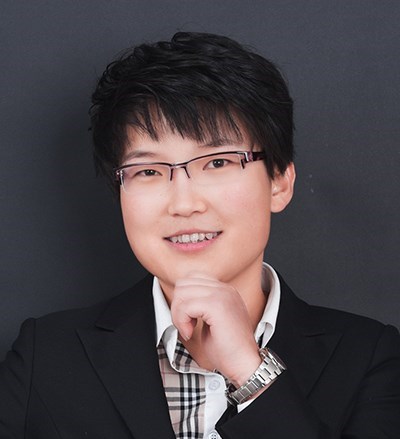 刘霞律师