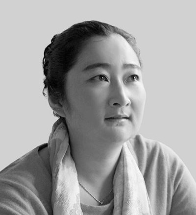 吕霞律师