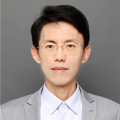 罗卫新律师