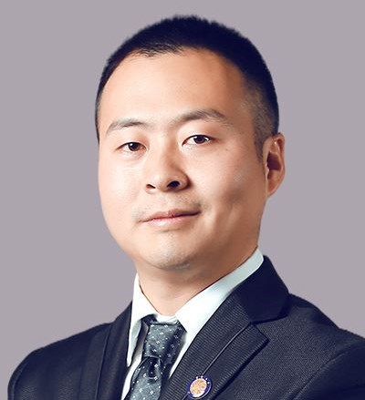 王飞