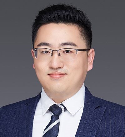 薛东龙