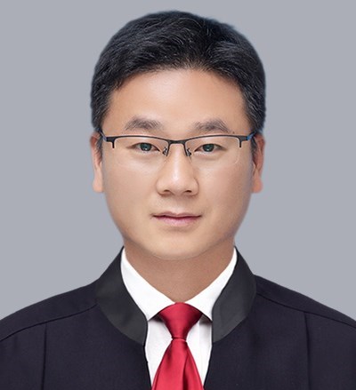 候岩辉律师