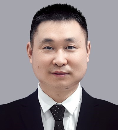 戚平律师