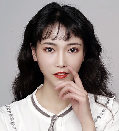李银梅