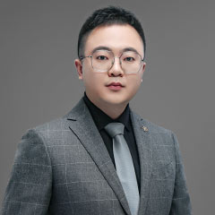闫红辰律师
