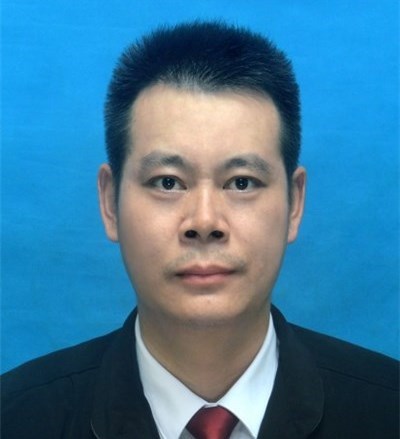 郑石荣律师