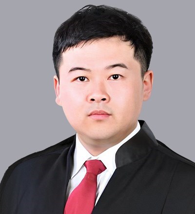 李龙
