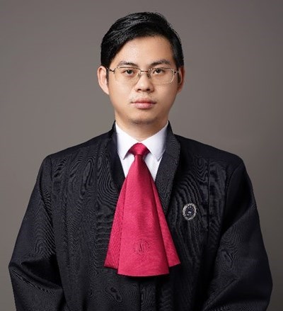 马翊中律师