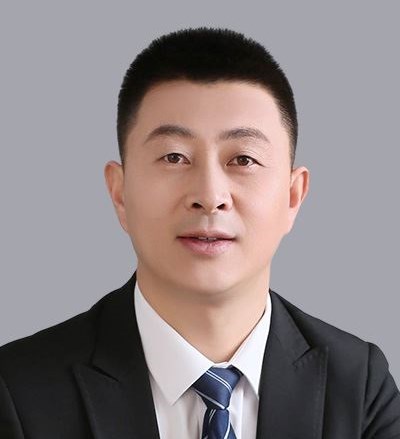 李亮