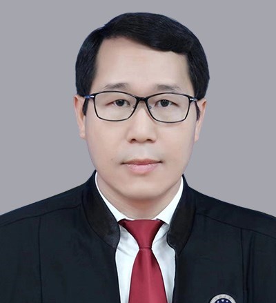 张齐荣律师