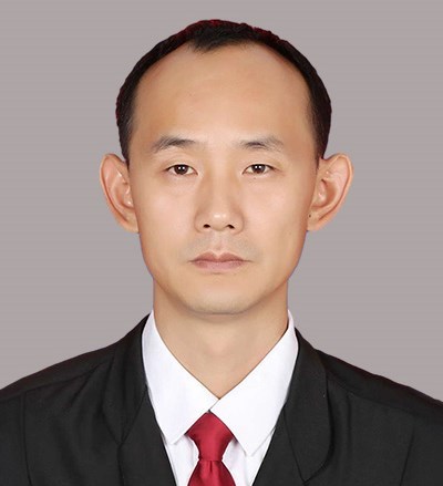 韩新龙