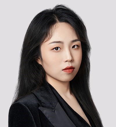 李忠莹