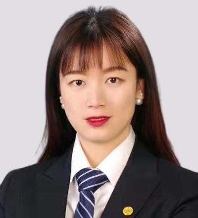 刘君