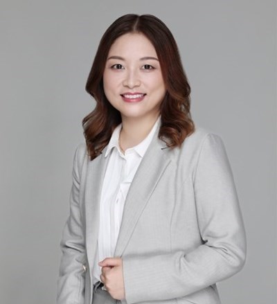 刘芳律师