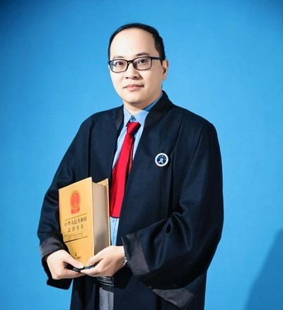 李伟明