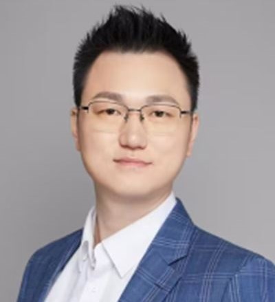罗泽维律师